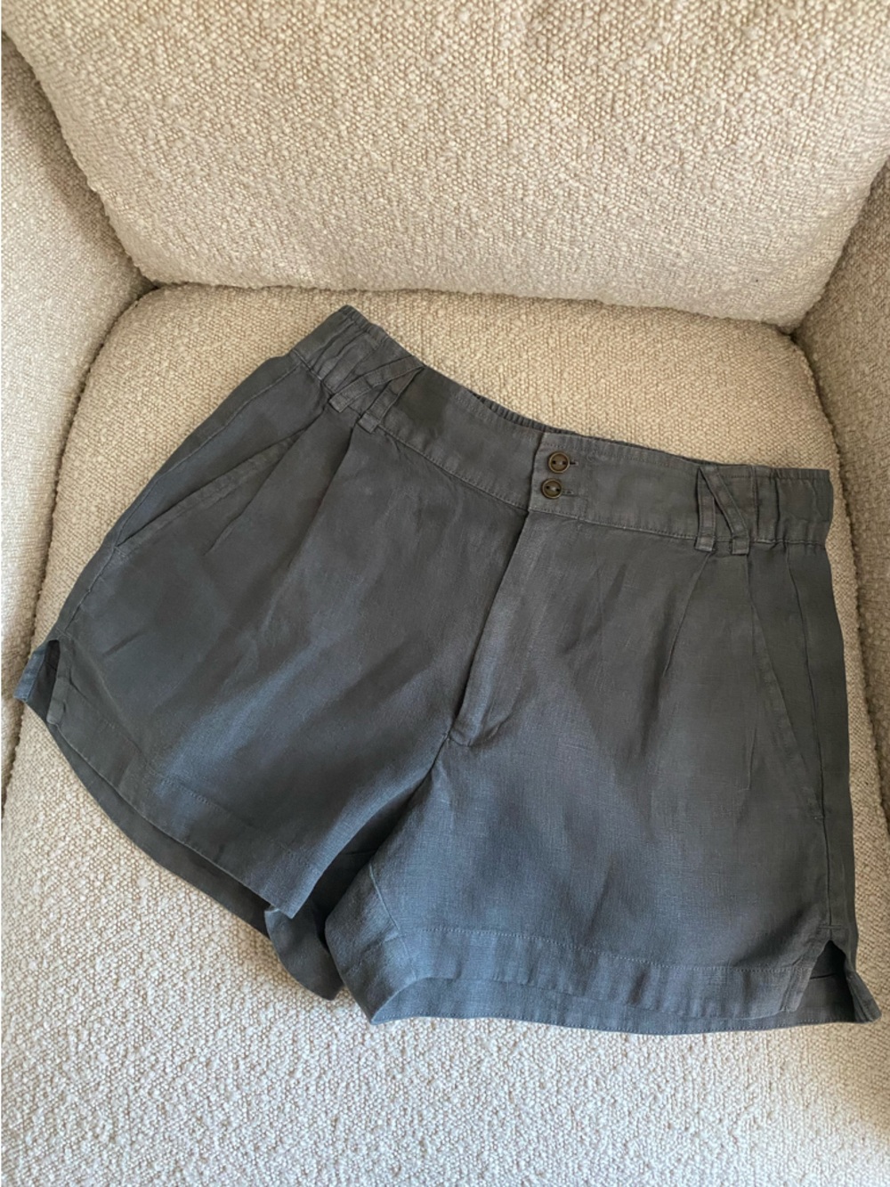 Rowan | Grayson Linen Short - Picture 3 of 11